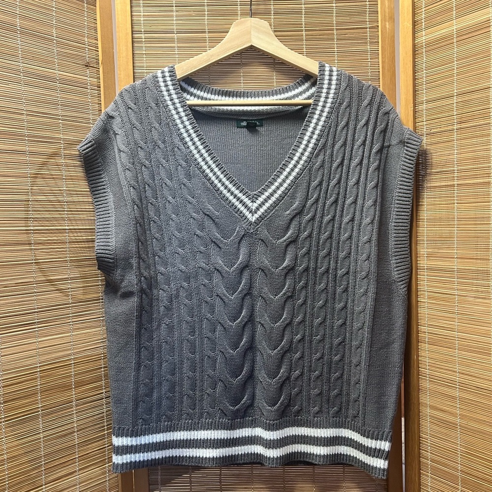 Gray Cable Knit V-Neck Sweater Vest